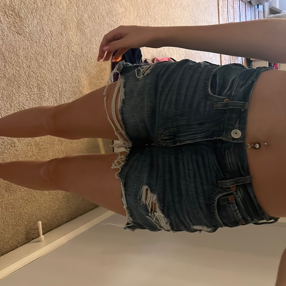 ripped american eagle shorts